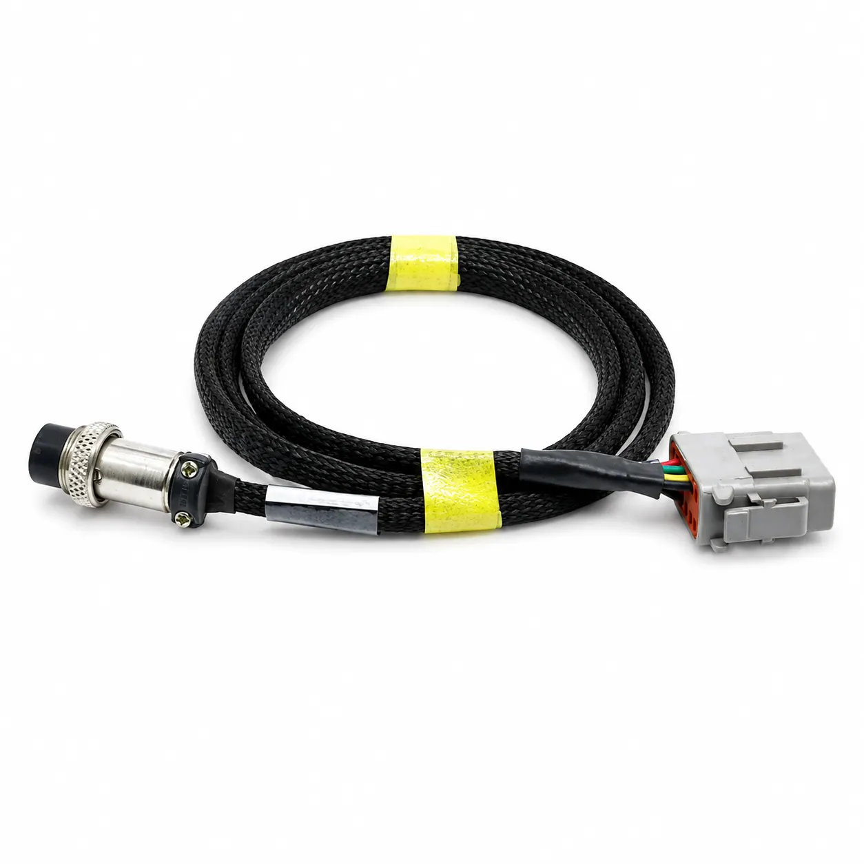 CABO RS232 QA CFX750 - Código Y8306001 na Concessionária Agriplan RS